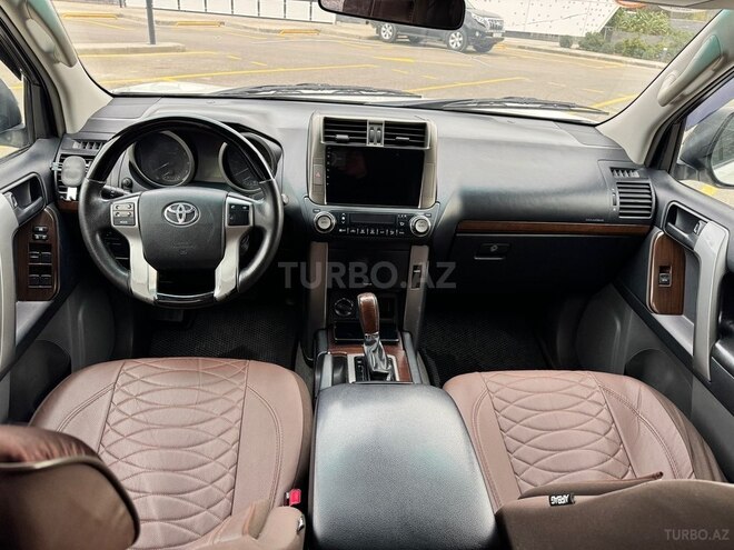 Toyota Land Cruiser Prado 2010, 254,000 km - 2.7 л - Bakı