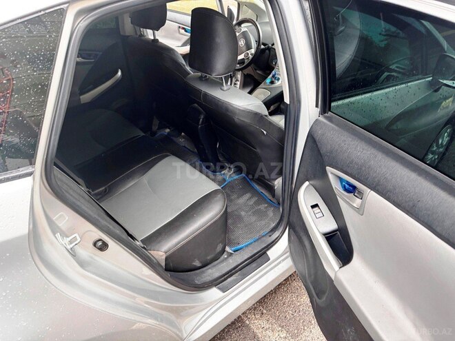 Toyota Prius 2013, 114,943 km - 1.8 l - Bakı