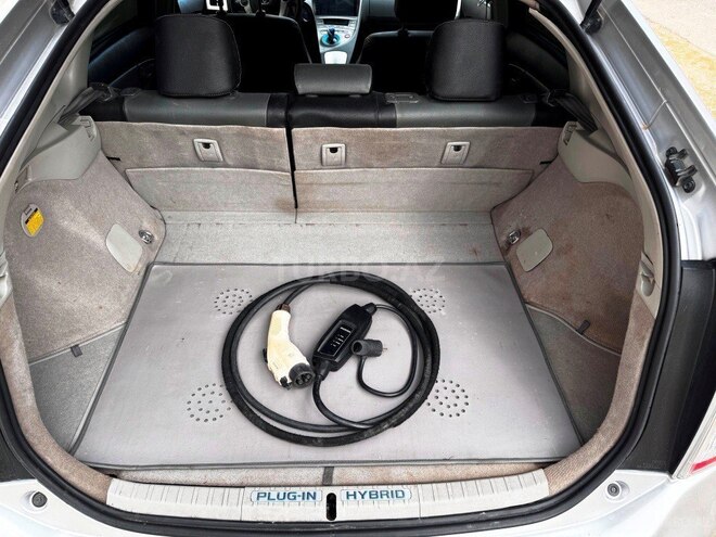 Toyota Prius 2013, 114,943 km - 1.8 l - Bakı