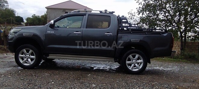 Toyota Hilux 2011, 257,869 km - 2.5 l - İsmayıllı