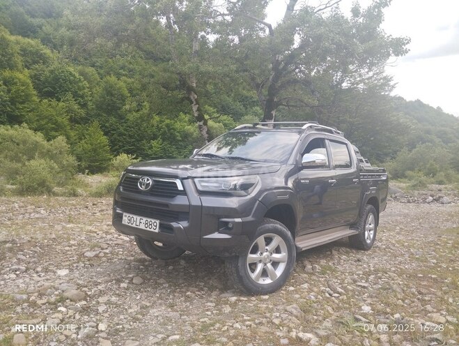 Toyota Hilux 2011, 257,869 km - 2.5 l - İsmayıllı