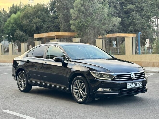 Volkswagen Passat 2018, 155,000 km - 1.8 l - Bakı