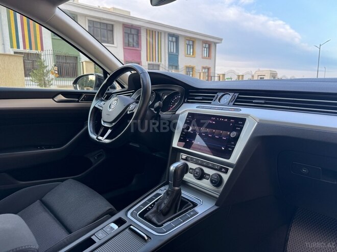 Volkswagen Passat 2018, 155,000 km - 1.8 l - Bakı