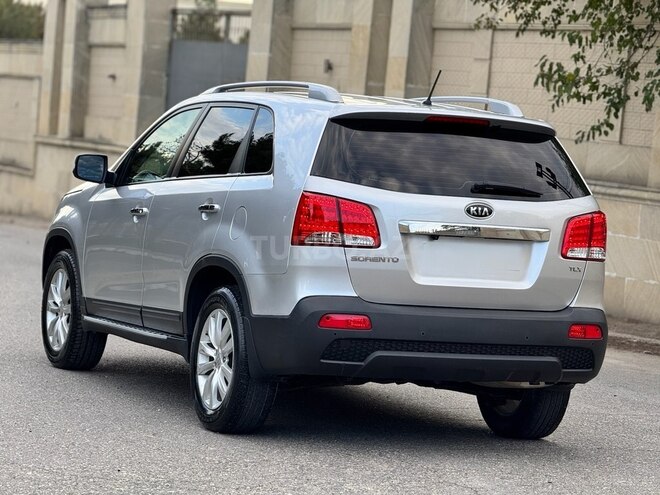 Kia Sorento 2011, 268,000 km - 2.0 l - Bakı
