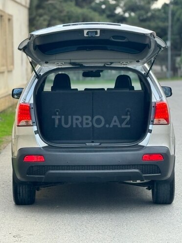 Kia Sorento 2011, 268,000 km - 2.0 l - Bakı