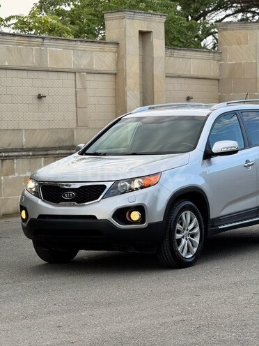 Kia Sorento 2011, 268,000 km - 2.0 l - Bakı