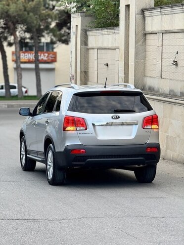 Kia Sorento 2011, 268,000 km - 2.0 l - Bakı