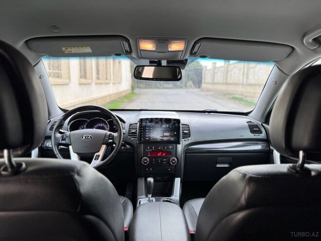 Kia Sorento 2011, 268,000 km - 2.0 l - Bakı