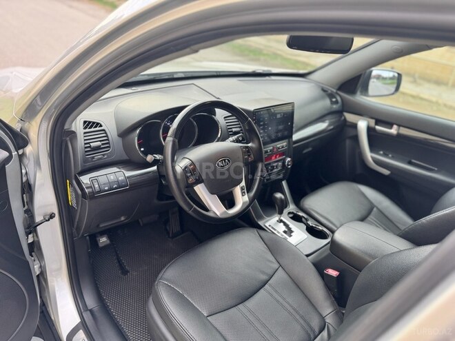 Kia Sorento 2011, 268,000 km - 2.0 l - Bakı