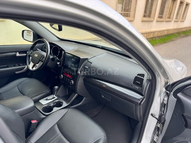 Kia Sorento 2011, 268,000 km - 2.0 l - Bakı