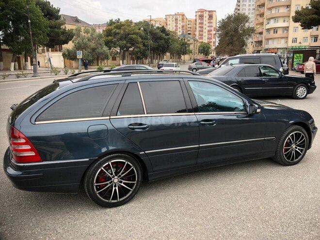 Mercedes C 220 2003, 443,238 km - 2.1 l - Xırdalan