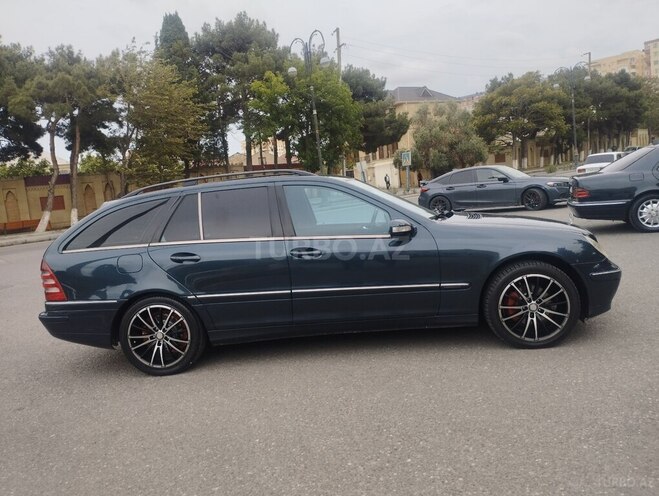 Mercedes C 220 2003, 443,238 km - 2.1 l - Xırdalan