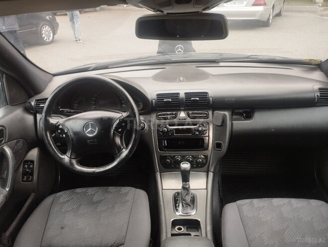 Mercedes C 220 2003, 443,238 km - 2.1 l - Xırdalan