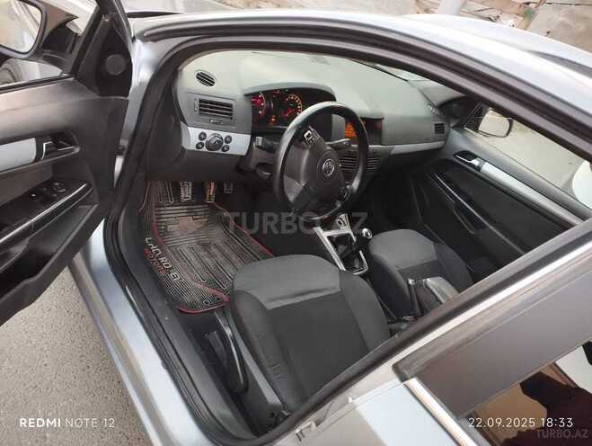 Opel Astra 2006, 300,000 km - 1.3 l - Mingəçevir