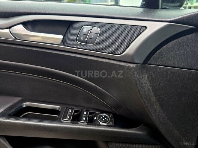 Ford Fusion (North America) 2016, 192,240 km - 2.0 л - Bakı