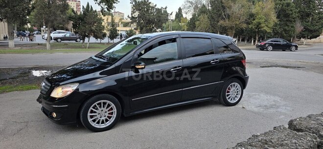 Mercedes B 170 2008, 132,000 km - 1.7 l - Sumqayıt