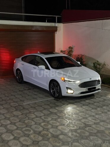 Ford Fusion (North America) 2019, 121,000 km - 2.0 л - Bakı