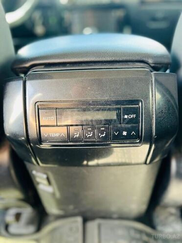 Toyota Land Cruiser Prado 2013, 280,000 km - 2.7 l - Bakı