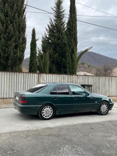 Mercedes C 220 1999, 700,000 km - 2.2 л - Balakən