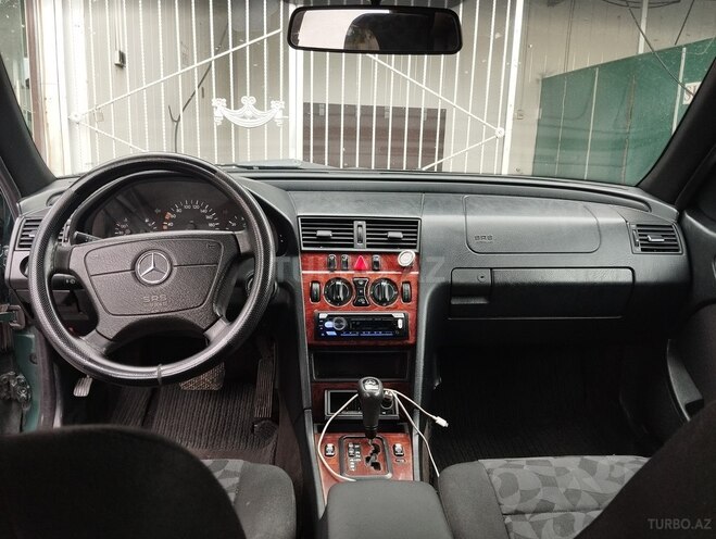 Mercedes C 220 1999, 700,000 km - 2.2 л - Balakən