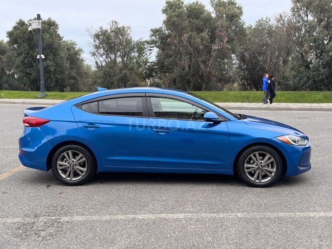 Hyundai Elantra 2017, 131,000 km - 2.0 l - Bakı