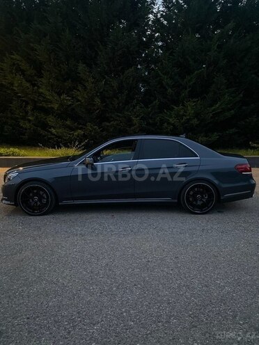 Mercedes E 220 2015, 194,000 km - 2.1 л - Quba