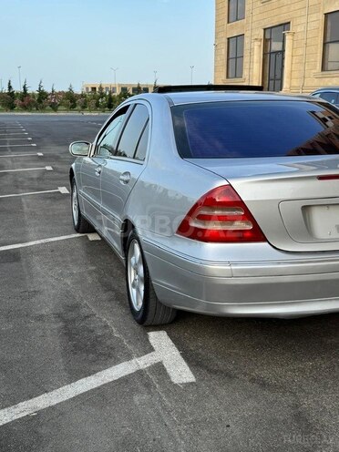Mercedes C 240 2001, 291,968 km - 2.6 л - Sumqayıt