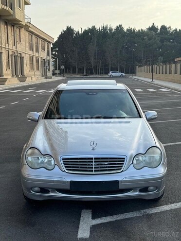 Mercedes C 240 2001, 291,968 km - 2.6 л - Sumqayıt