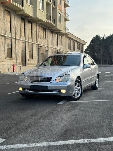 Mercedes C 240 2001, 291,968 km - 2.6 л - Sumqayıt