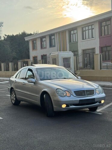Mercedes C 240 2001, 291,968 km - 2.6 л - Sumqayıt