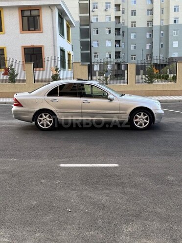 Mercedes C 240 2001, 291,968 km - 2.6 л - Sumqayıt