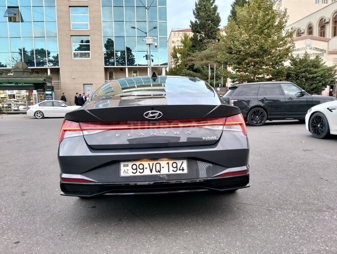 Hyundai Elantra 2023, 27,527 km - 1.6 l - Bakı