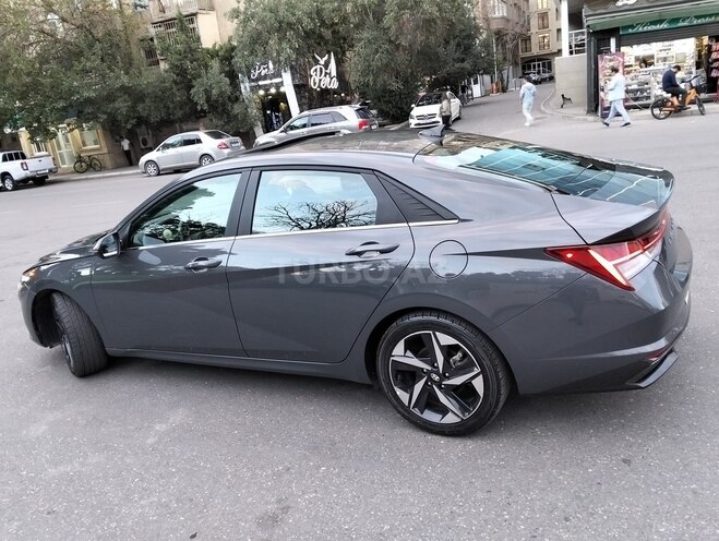 Hyundai Elantra 2023, 27,527 km - 1.6 l - Bakı