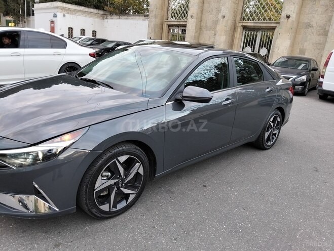 Hyundai Elantra 2023, 27,527 km - 1.6 l - Bakı
