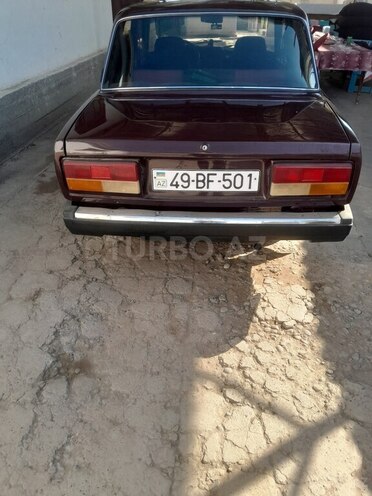 LADA (VAZ) 2107 2006, 70,444 km - 1.6 л - Saatlı