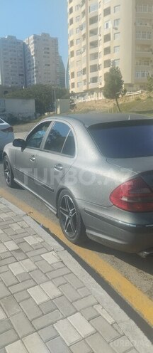 Mercedes E 270 2002, 357,000 km - 2.7 l - Bakı