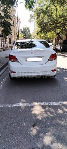 Hyundai Accent 2011, 250,000 km - 1.6 l - Bakı