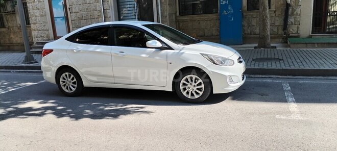 Hyundai Accent 2011, 250,000 km - 1.6 l - Bakı