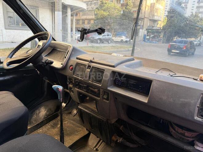 GAZ 2705 1998, 300,000 km - 2.4 l - Bakı