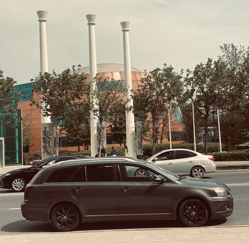 Toyota Avensis 2006, 322,000 km - 2.0 л - Bakı