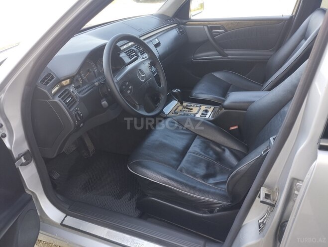 Mercedes E 320 2001, 461,499 km - 3.2 l - Xaçmaz