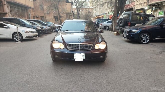 Mercedes C 220 2001, 370,000 km - 2.1 л - Şirvan