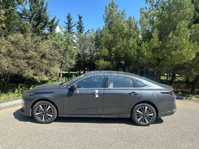 Changan Qiyuan A05 2025, 0 km - 1.5 л - Bakı