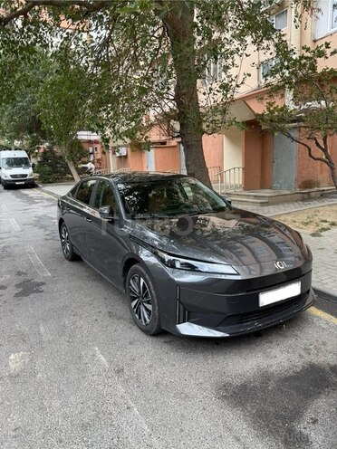 Changan Qiyuan A05 2025, 4,000 km - 1.5 l - Bakı