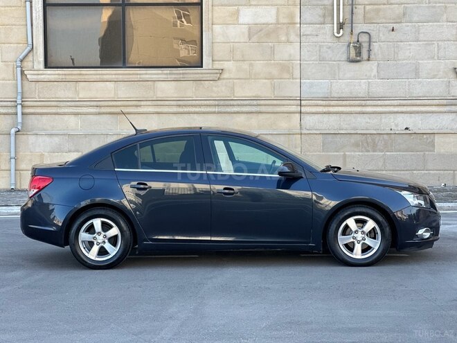 Chevrolet Cruze 2013, 428,086 km - 1.4 l - Sumqayıt