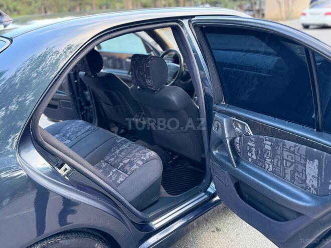 Mercedes E 280 1999, 327,944 km - 2.8 l - Sumqayıt