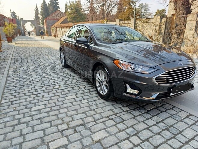 Ford Fusion (North America) 2019, 168,000 km - 1.5 л - Qax