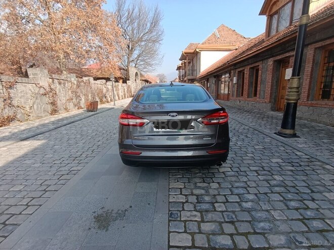 Ford Fusion (North America) 2019, 168,000 km - 1.5 л - Qax