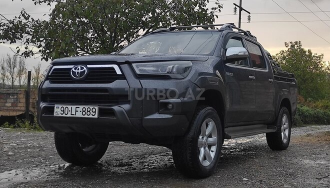 Toyota Hilux 2011, 257,869 km - 2.5 l - İsmayıllı