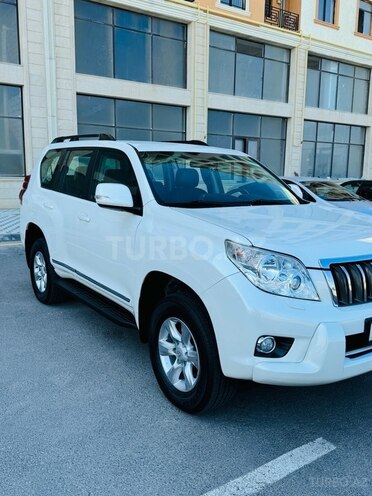 Toyota Land Cruiser Prado 2011, 150,000 km - 2.7 l - Bakı